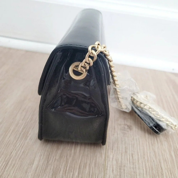 BCBGeneration Milly Black Patent Leather Gold Chain Cross Body Mini Small Purse - Picture 4 of 10